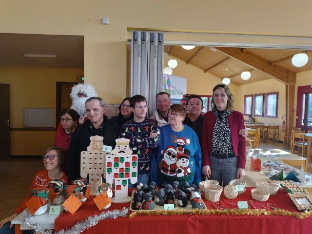 Le marché de Noël de la Maison d'Accueil Tempo ...